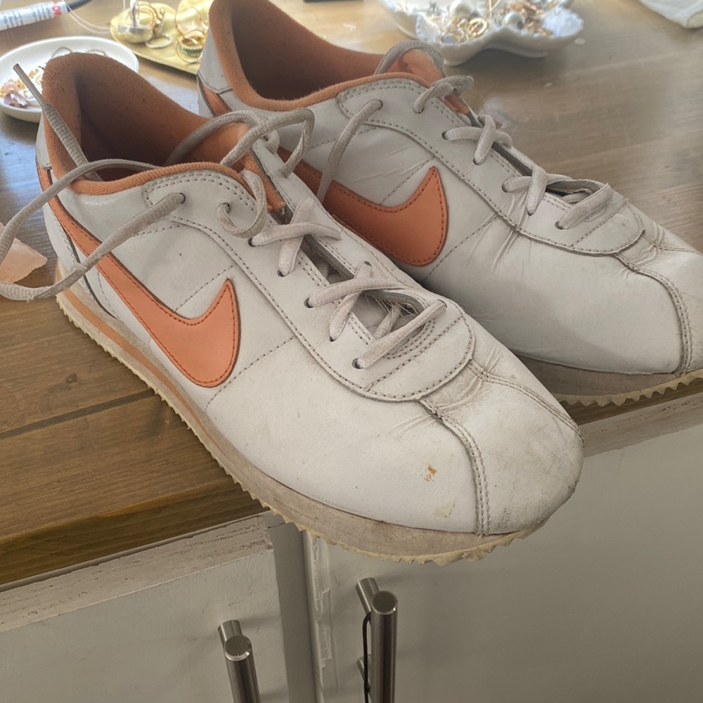 Vintage style Orange and Cream Nike Cortez